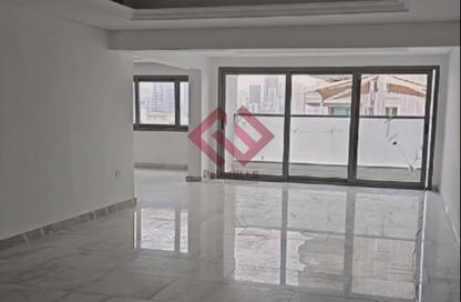 Apartment - 1 Bedroom - 2 Bathrooms for rent in Thuraya Al Majaz Building - Al Majaz 3 - Al Majaz - Sharjah