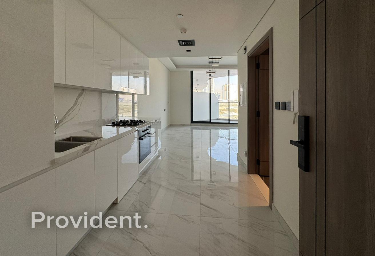 Pool View | Spacious Layout | Ready to Move photo 3