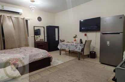 Apartment - Studio - 1 Bathroom for rent in Al Qulaya'ah - Al Sharq - Sharjah