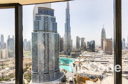 Apartment - 3 Bedrooms - 4 Bathrooms for rent in Boulevard Point - Downtown Dubai - Dubai