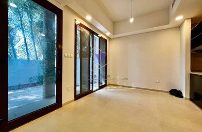 Villa - 3 - 4 for rent in Nalaya Villas - Najmat Abu Dhabi - Al Reem Island - Abu Dhabi Villa - 3 - 4 for rent in Nalaya Villas - Najmat Abu Dhabi - Al Reem Island - Abu Dhabi