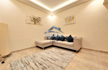 Apartment - 1 - 1 for rent in Al Saada Street - Al Mushrif - Abu Dhabi
