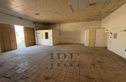Warehouse - Studio - 1 Bathroom for rent in Al Sajaa Industrial - Al Sajaa - Sharjah
