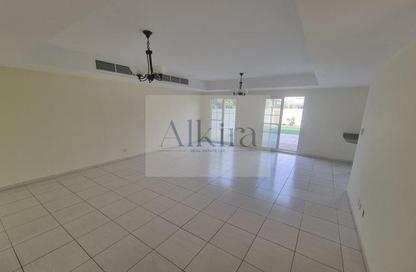 Villa - 3 Bedrooms - 3 Bathrooms for rent in Springs 4 - The Springs - Dubai Villa - 3 Bedrooms - 3 Bathrooms for rent in Springs 4 - The Springs - Dubai