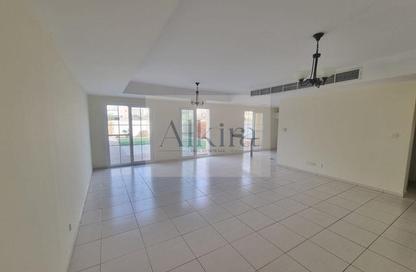 Villa - 3 Bedrooms - 3 Bathrooms for rent in Springs 4 - The Springs - Dubai