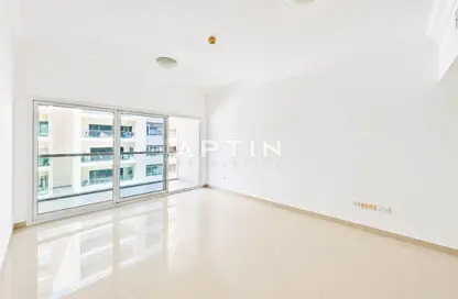 Apartment - 1 Bathroom for rent in Al Nayli Building - Dubai Silicon Oasis - Dubai