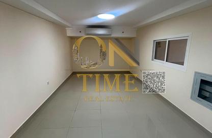 Apartment - Studio - 1 Bathroom for rent in Al Jurf Industrial 3 - Al Jurf Industrial - Ajman Apartment - Studio - 1 Bathroom for rent in Al Jurf Industrial 3 - Al Jurf Industrial - Ajman