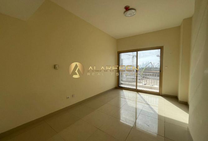 126085827 - Property Image 3