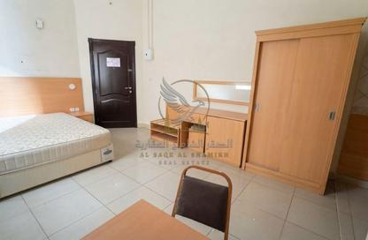 Apartment - Studio - 1 for rent in Bu Tina - Al Sharq - Sharjah