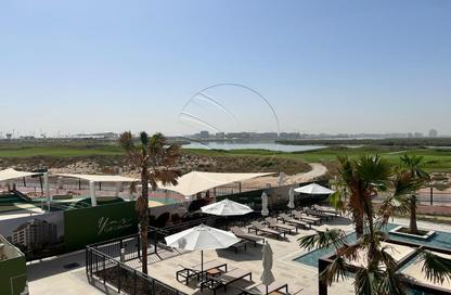 Apartment - 2 Bedrooms - 3 Bathrooms for rent in Views G - Yas Golf Collection - Yas Island - Abu Dhabi Apartment - 2 Bedrooms - 3 Bathrooms for rent in Views G - Yas Golf Collection - Yas Island - Abu Dhabi