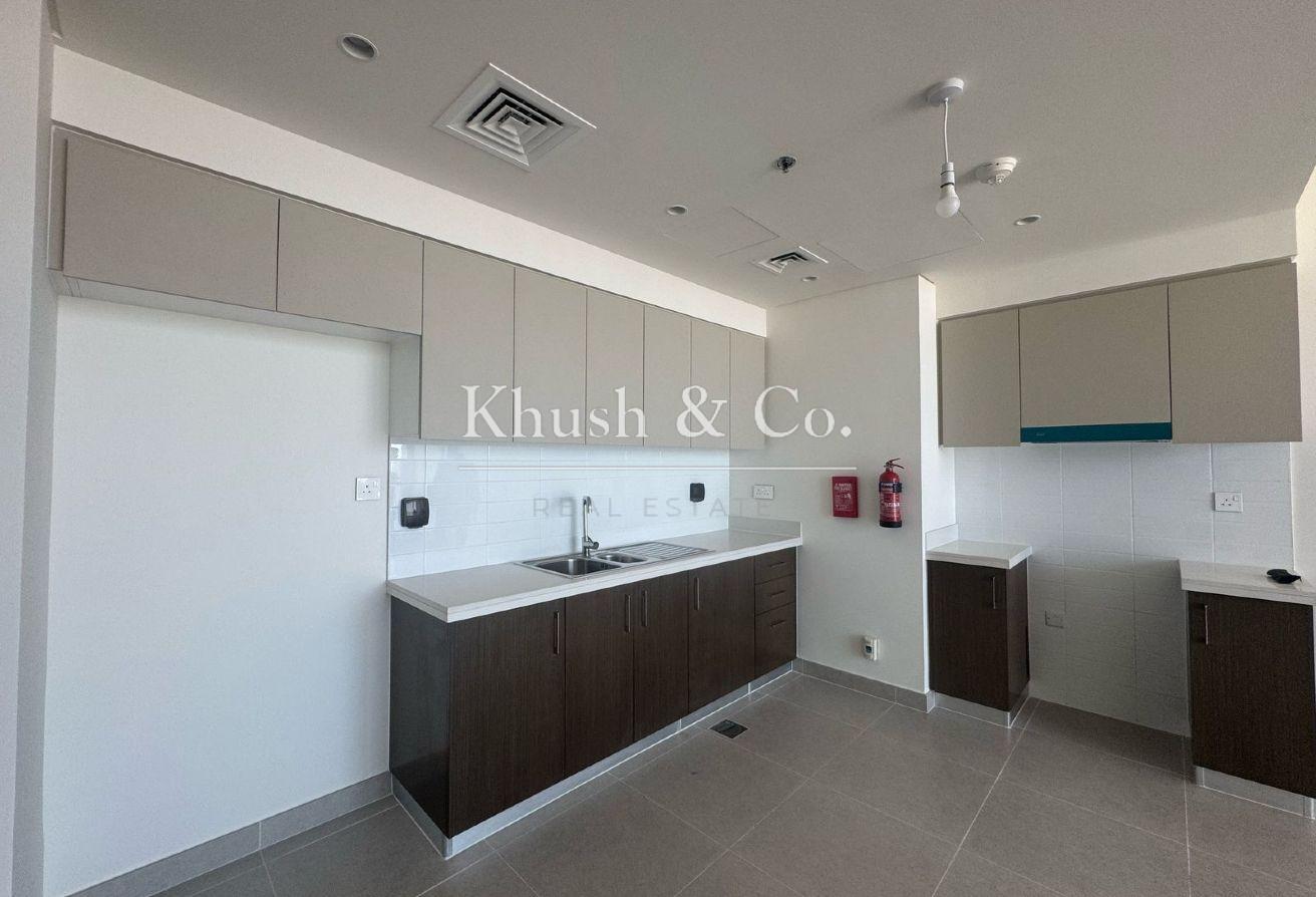Sea views | High Floor | Fully Furnished photo 4