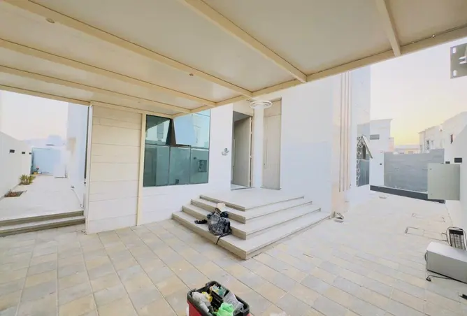 100389132 - Property Image 3