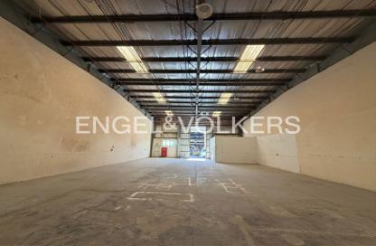 Warehouse - Studio - 1 for rent in Building 12 - Dubai Investment Park 2 (DIP 2) - Dubai Investment Park (DIP) - Dubai