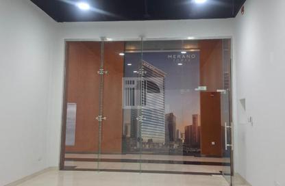 Shop - Studio for rent in Park Towers Podium - Park Towers - DIFC - Dubai