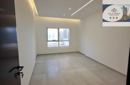 Apartment - 2 Bedrooms - 2 Bathrooms for rent in Al Khan Lagoon Tower - Al Khan Lagoon - Al Khan - Sharjah