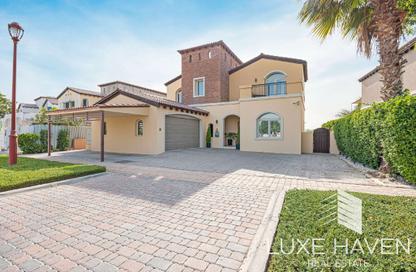 Villa - 5 - 6 for rent in Sienna Lakes - Jumeirah Golf Estates - Dubai