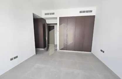 Townhouse - 2 Bedrooms - 3 Bathrooms for rent in Bloom Living - Zayed City (Khalifa City C) - Khalifa City - Abu Dhabi