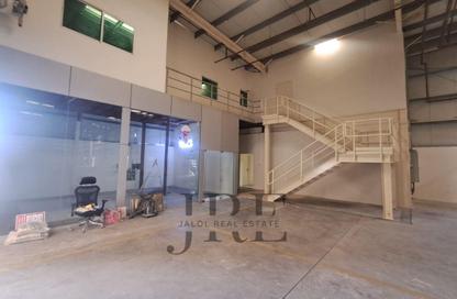 Warehouse - Studio - 1 Bathroom for rent in Al Sajaa Industrial - Al Sajaa - Sharjah
