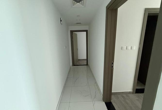 132002083 - Property Image 3