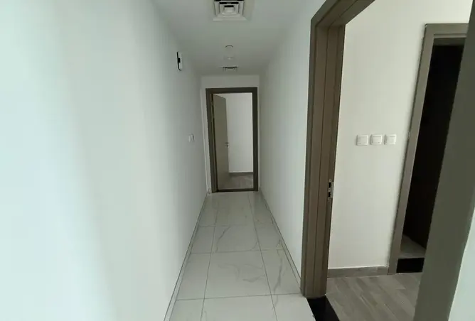 132002083 - Property Image 3