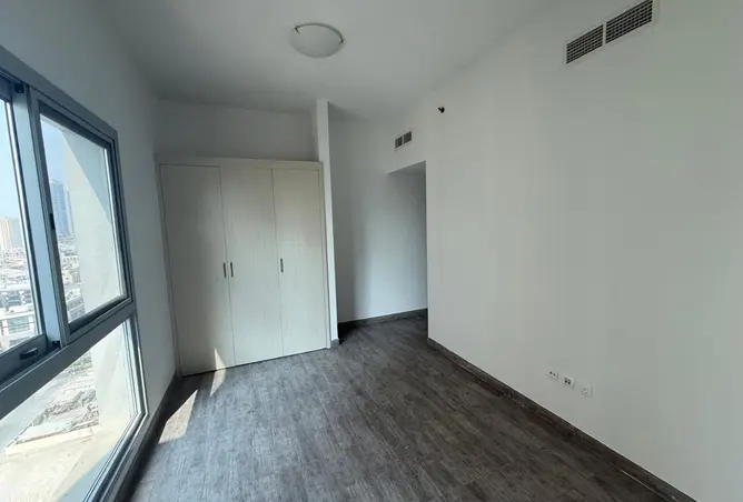 132002083 - Property Image 2