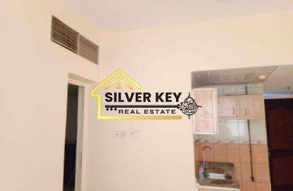Apartment - Studio - 1 Bathroom for rent in Bu Tina - Al Sharq - Sharjah