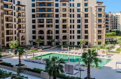 Apartment - 2 Bedrooms - 2 Bathrooms for sale in Al Jazi - Madinat Jumeirah Living - Umm Suqeim - Dubai