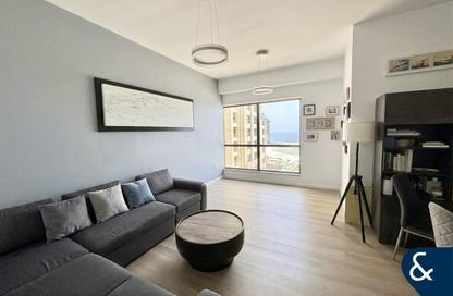 Apartment - 2 - 3 for rent in Rimal 3 - Rimal - Jumeirah Beach Residence - Dubai