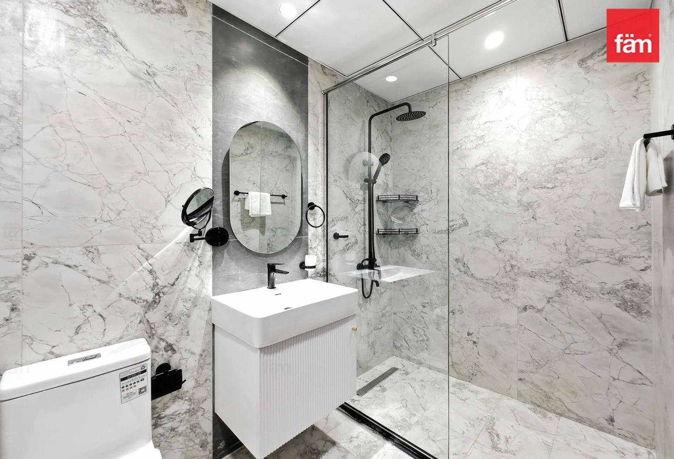 Fully furnished studio Park view photo 9