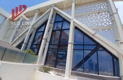 Penthouse - 3 Bedrooms - 4 Bathrooms for rent in Al Mamzar - Al Mamzar - Sharjah - Sharjah