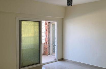 Apartment - 3 Bedrooms - 5 Bathrooms for rent in Al Mamzar - Al Mamzar - Sharjah - Sharjah