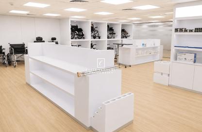 Shop - Studio - 1 Bathroom for rent in Al Moosa Tower 1 - Al Moosa Towers - Sheikh Zayed Road - Dubai