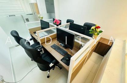 Office Space - Studio - 1 Bathroom for rent in Silver Home Building - Hor Al Anz - Deira - Dubai