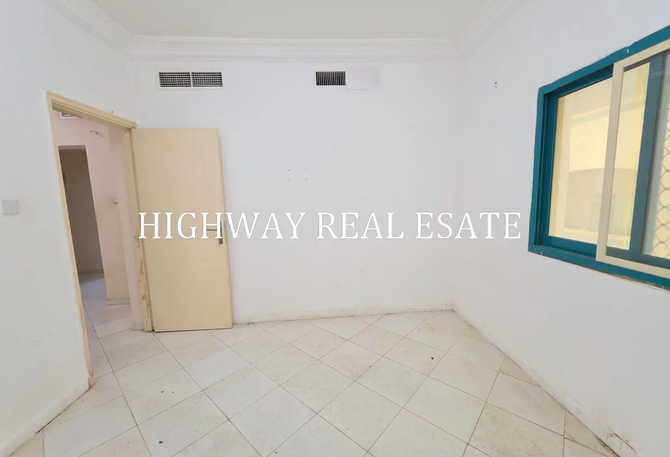 158243811 - Property Main Image