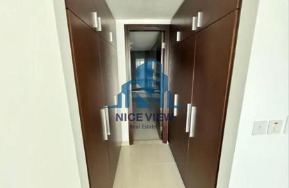 Apartment - 1 Bedroom - 2 Bathrooms for rent in Burooj Views - Marina Square - Al Reem Island - Abu Dhabi