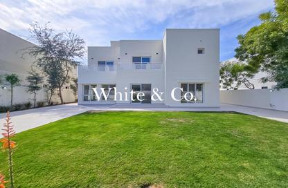 Villa - 5 Bedrooms - 5 Bathrooms for rent in Meadows 2 - Meadows - Dubai