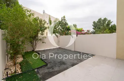 تاون هاوس - 3 غرف نوم - 4 حمامات للبيع في طراز صحراوي - فيلات الريف - الريف - أبوظبي