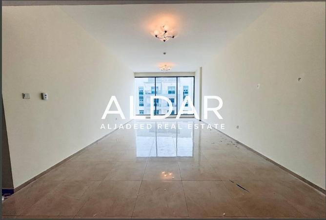 73823833 - Property Image 2