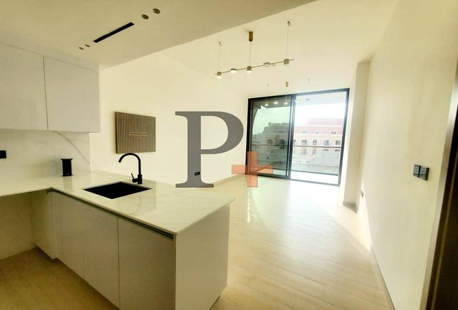 Resort-Style Apartment I Modern Amenities | Prime Location photo 3
