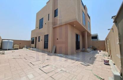Villa - 4 Bedrooms - 6 Bathrooms for rent in Al Hooshi Villas - Hoshi - Al Badie - Sharjah Villa - 4 Bedrooms - 6 Bathrooms for rent in Al Hooshi Villas - Hoshi - Al Badie - Sharjah