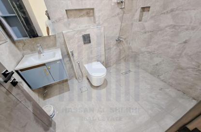 Villa - 4 Bedrooms - 6 Bathrooms for rent in Al Hooshi Villas - Hoshi - Al Badie - Sharjah Villa - 4 Bedrooms - 6 Bathrooms for rent in Al Hooshi Villas - Hoshi - Al Badie - Sharjah