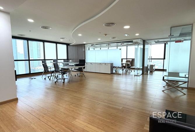 68662854 - Property Image 3