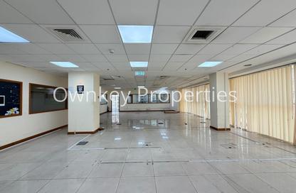 Office Space - Studio - 1 Bathroom for rent in Golden Sands 20 - Al Mankhool - Bur Dubai - Dubai