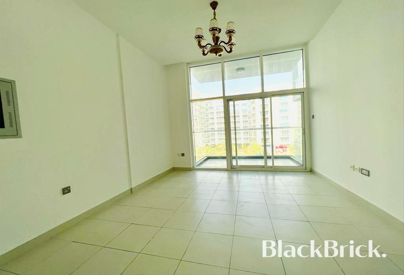 Available November | Varden View | Unfurnished 1BR photo 7