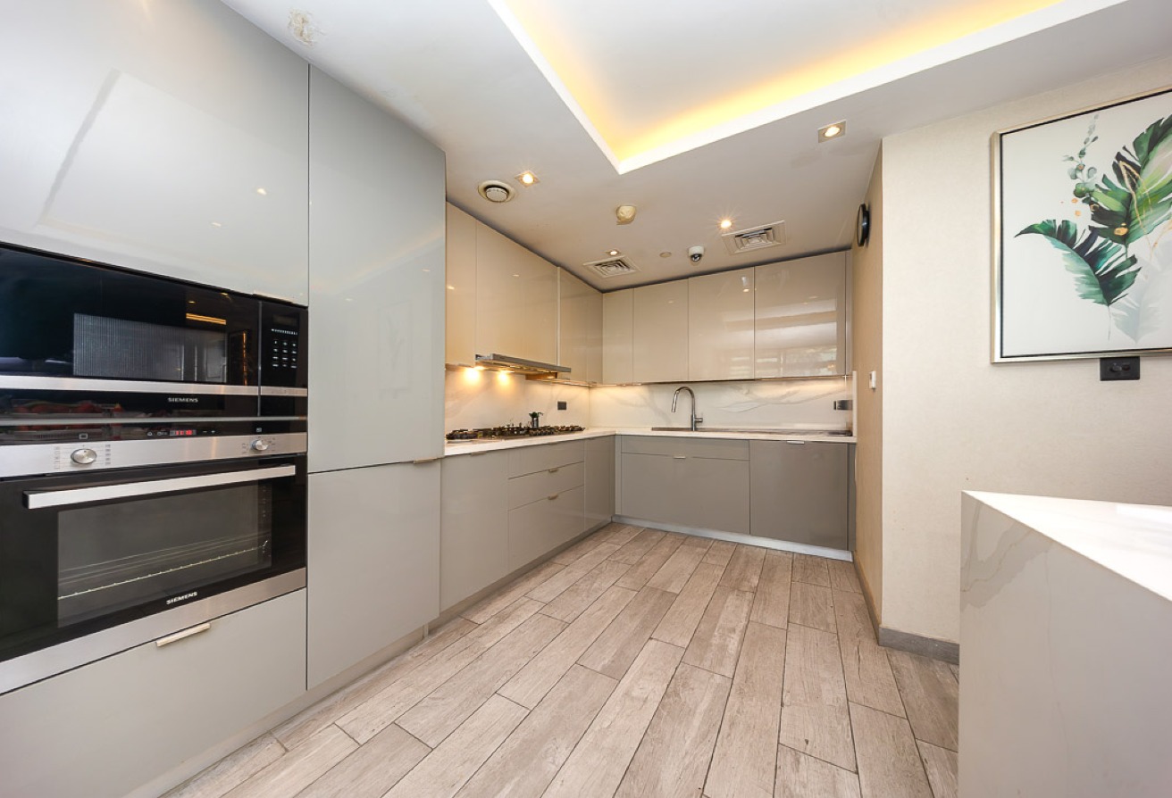 4 bedroom apartment in Park Gate Residence 3, Bur Dubai: 30
