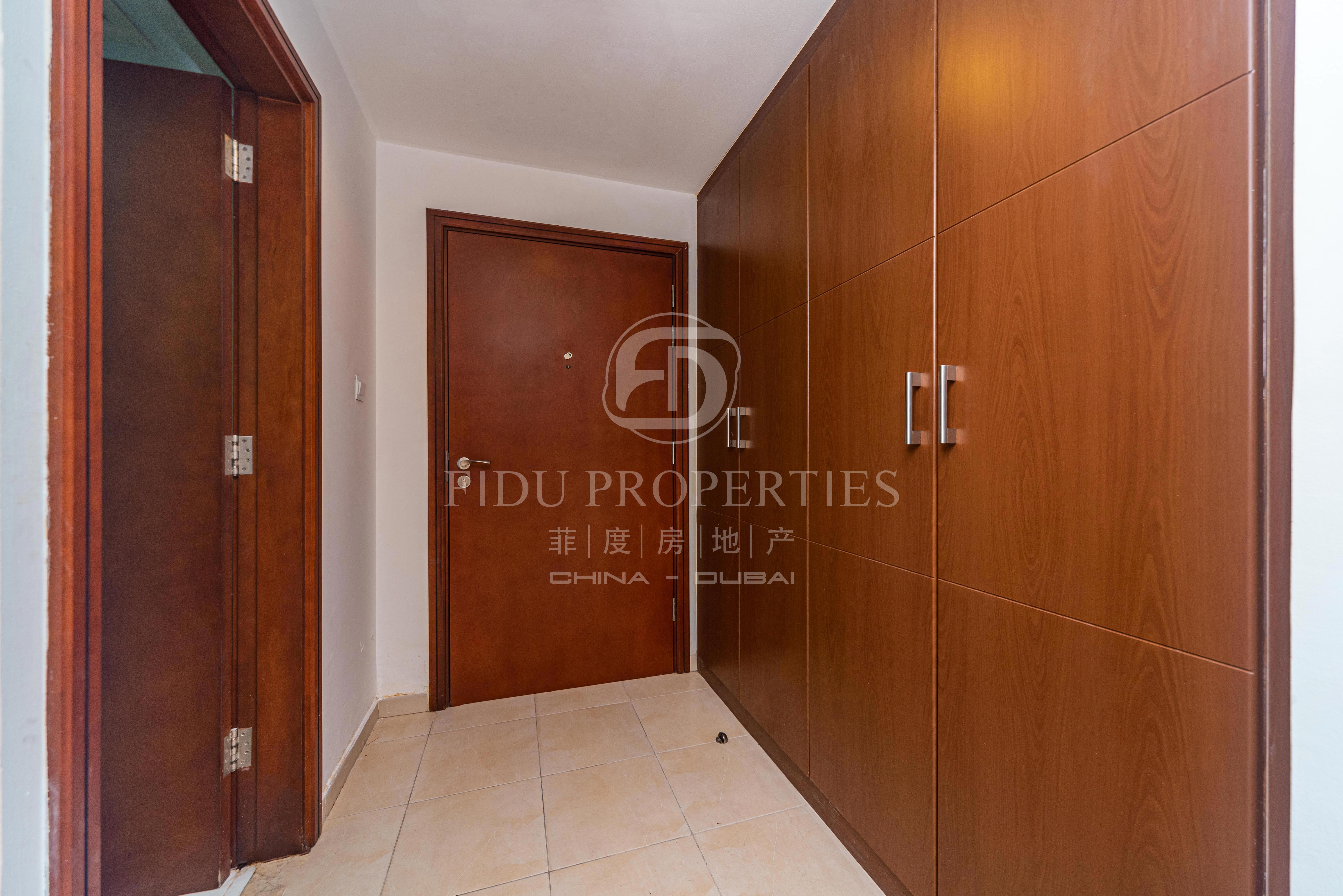 Fully Furnished Studio | Prime Downtown Location