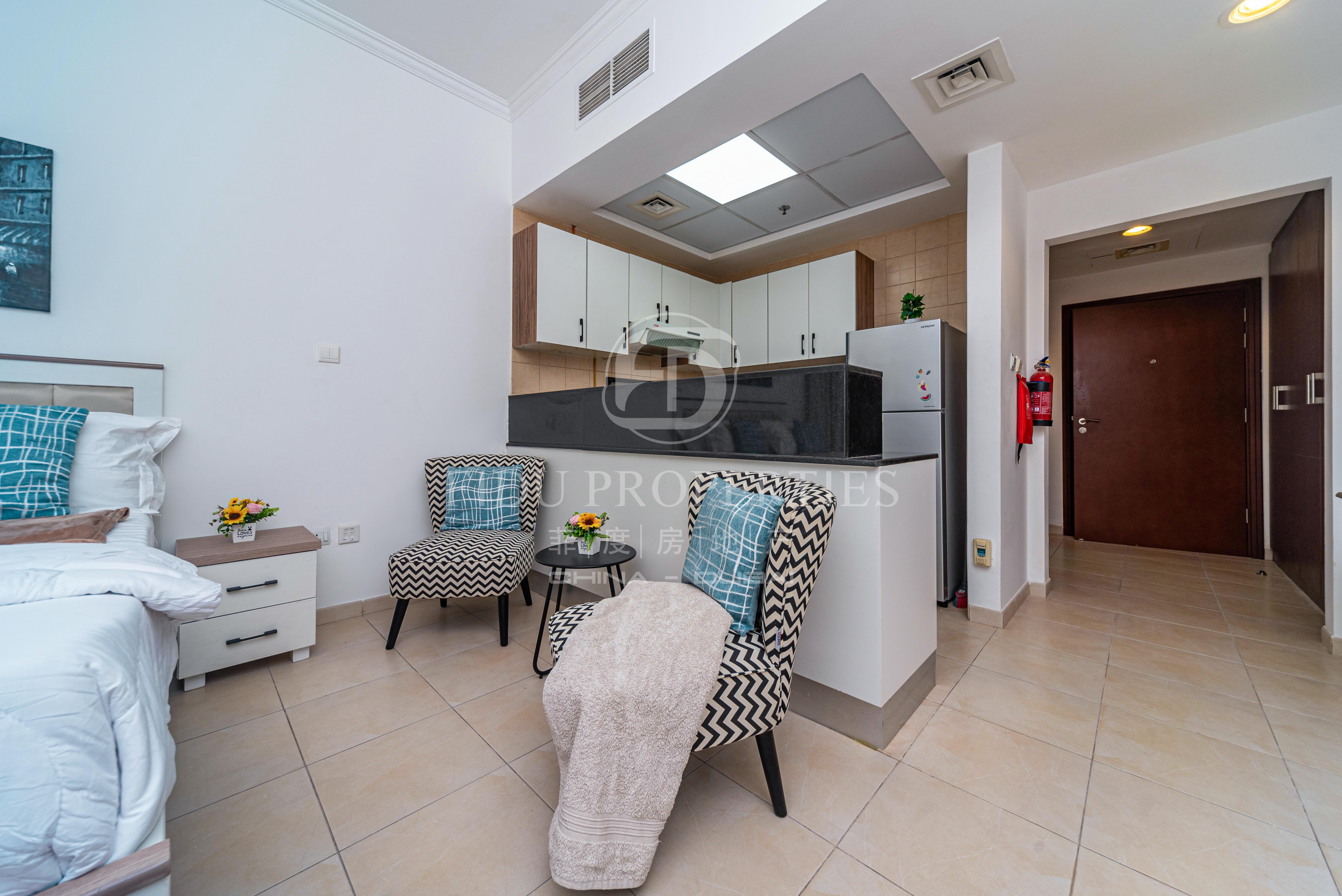Fully Furnished Studio | Prime Downtown Location