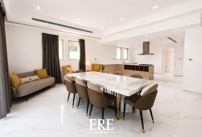 123835421 - Property Image 3