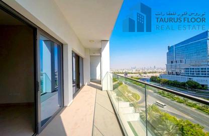 Apartment - 2 - 3 for rent in SOL Avenue - Business Bay - Dubai