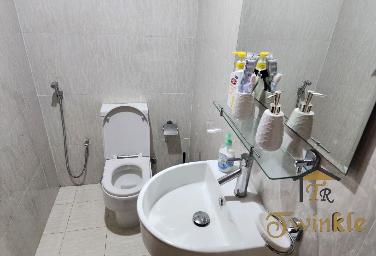 FULLY FURNISHED 1 BEDROOM | SPACIOUS | NEAR METRO photo 14